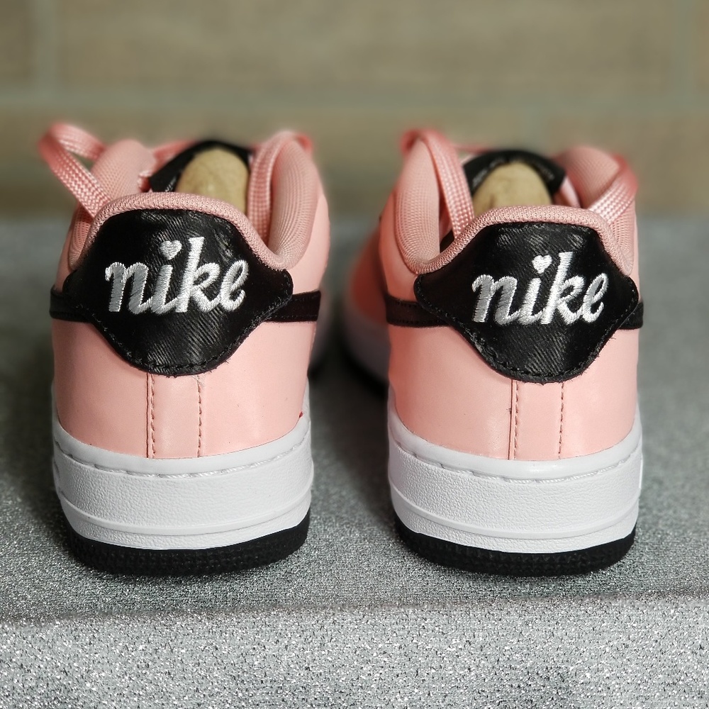 Nike Air Force 1 Low - Picture 5 of 6